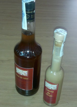 Licor 70cl Miel,Crema, Limón ,Hierba y Café